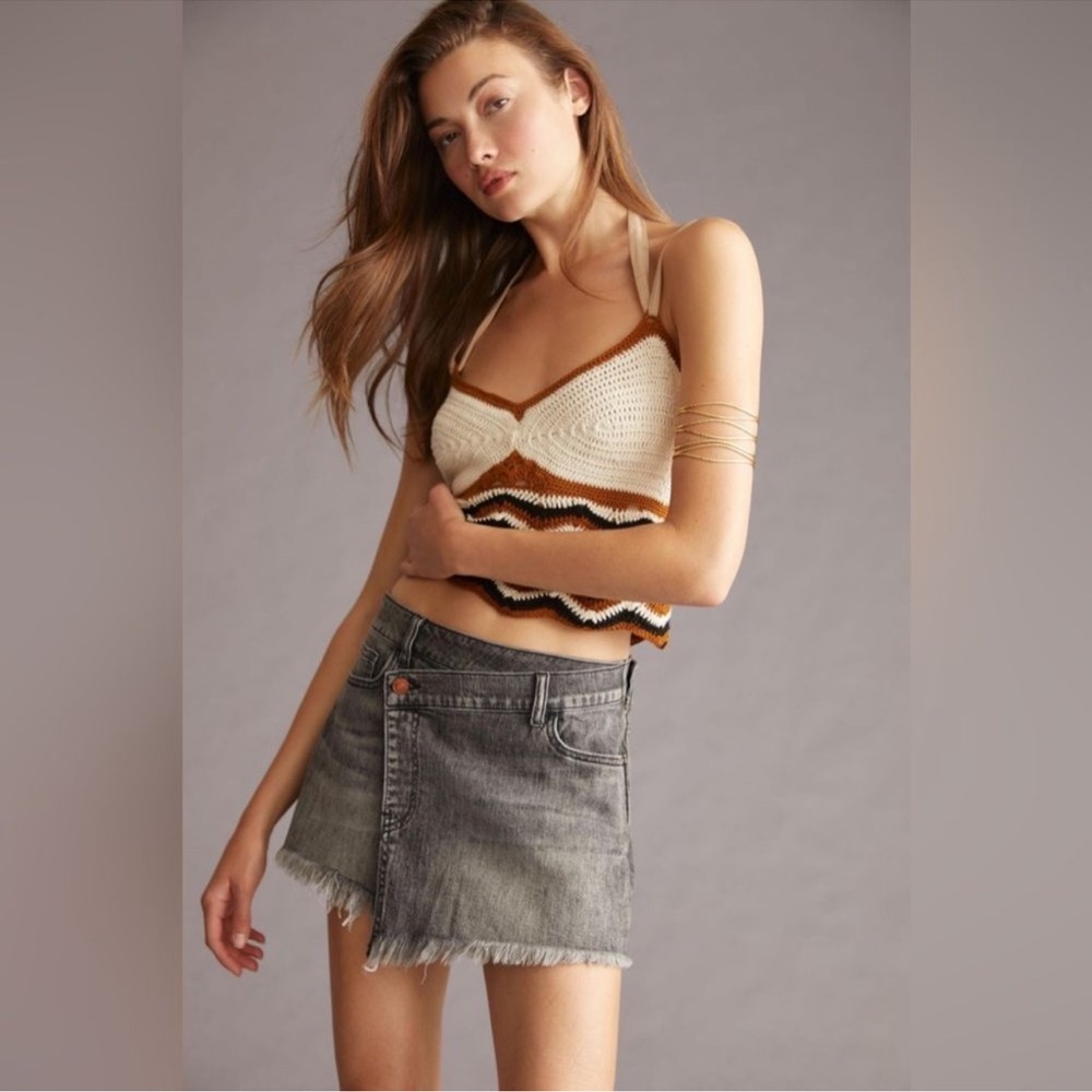 Anthropologie Pilcro Crossover Shorts Skort Black Distressed Raw Hem Sz 32